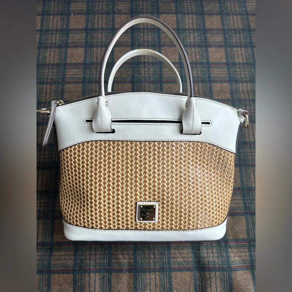 Dooney & Bourke Beacon Woven Dome Satchel‎ – Brown & White Leather – EUC